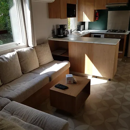 Campingplads Mobil Aventura 8 Places Gastes